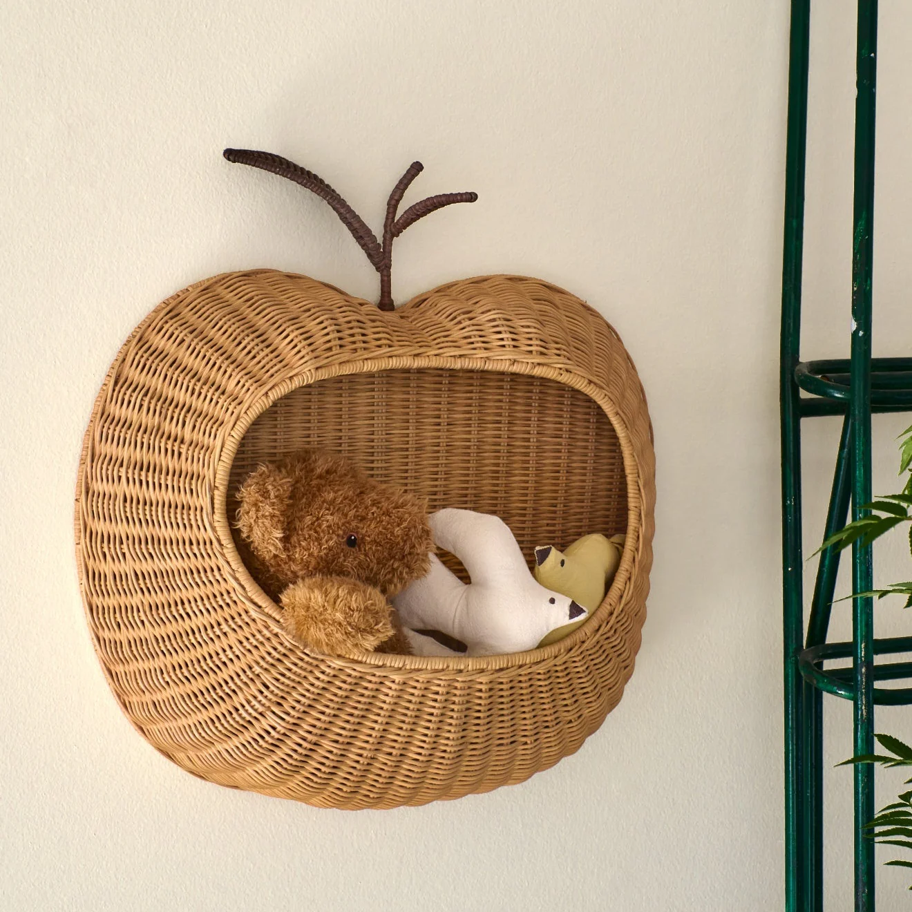 Apple Braided Wall Pocket - Natural - Image 2