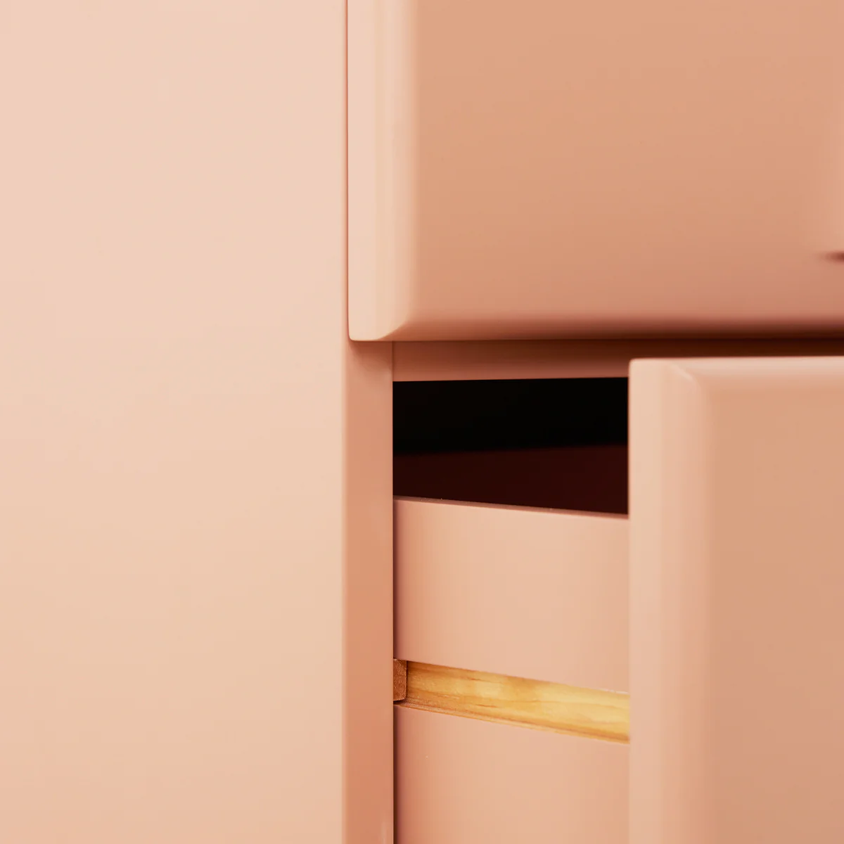 Chest of 7 Drawers, Blush - Image 3