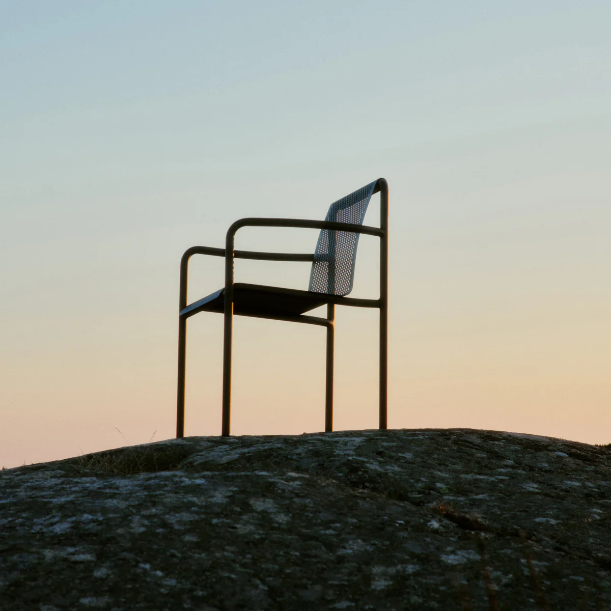 Dapple Chair With Arms - Cashmere - Image 3