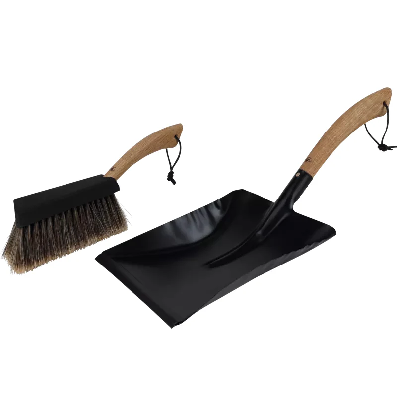 Dustpan With Oak Handle - Image 2