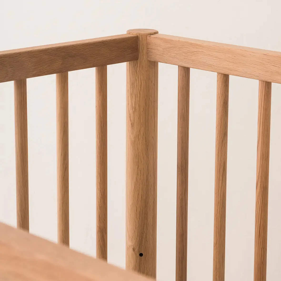 Latitude Evolving Crib and Junior Bed Extension Kit - Image 6
