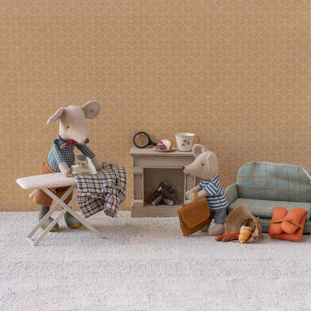 Maileg Grandad Mouse Magnetic - Image 2