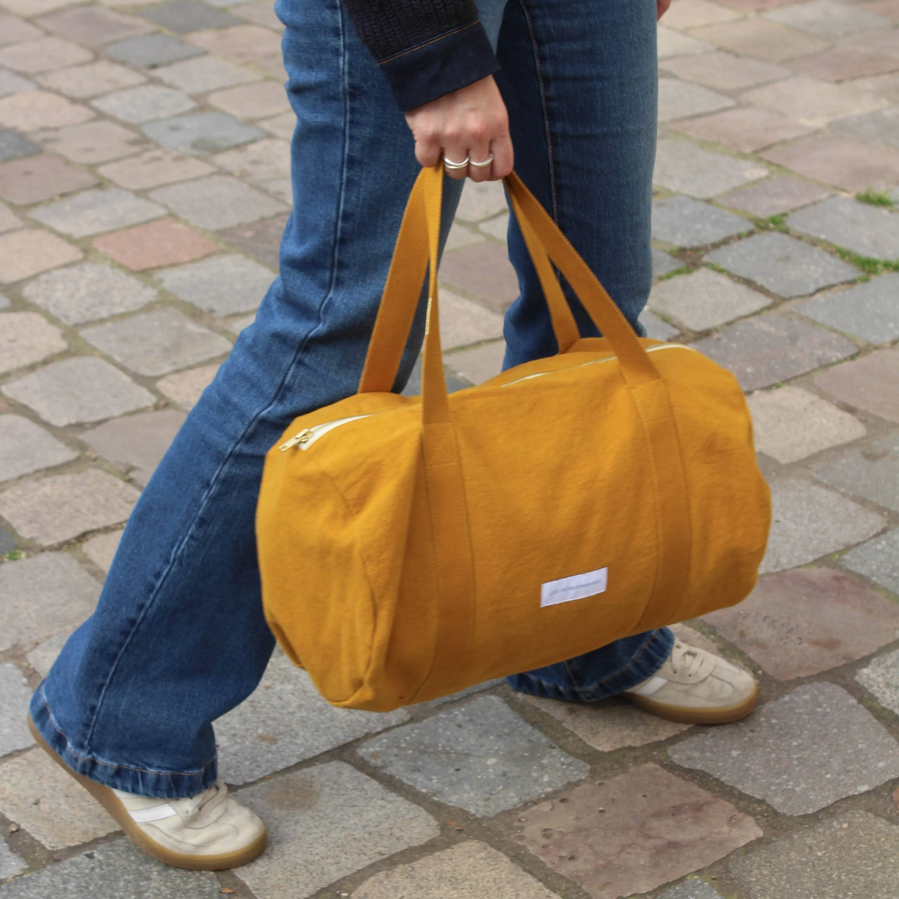 Mini bowling bag in saffron yellow organic cotton canvas - Image 3
