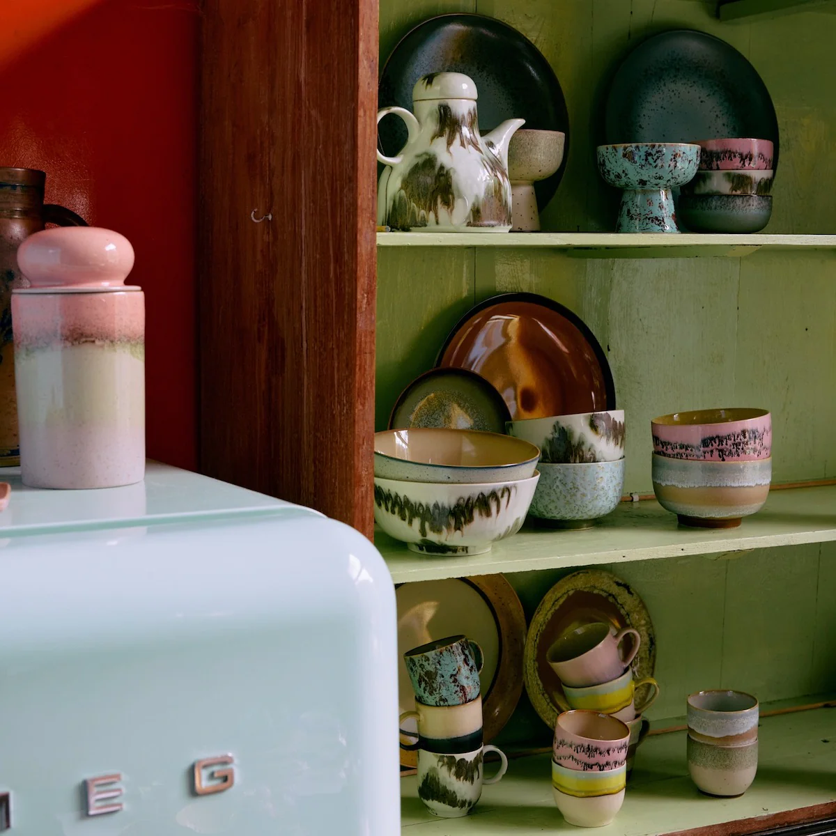 70s Ceramics: Coffee Pot Tide - Image 2
