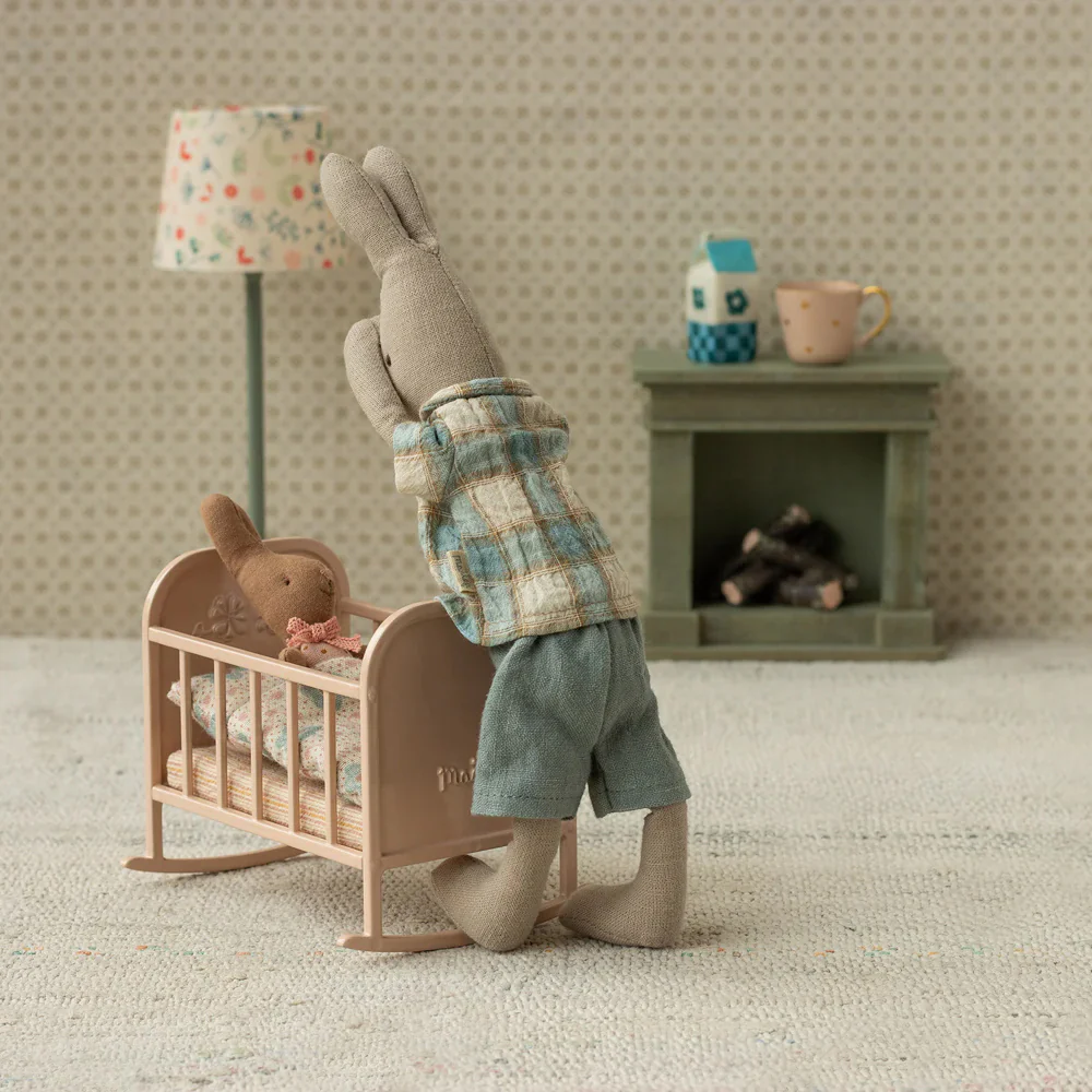 Rabbit Size 1, Classic Shirt & Shorts - Image 2