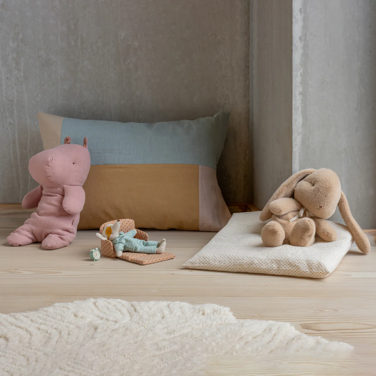 Safari Friends, Hippo, Medium - Rose - Image 2