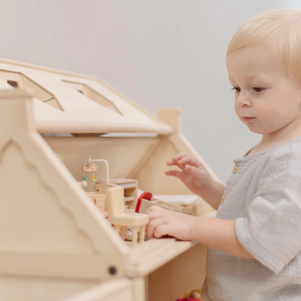 Victorian Dollshouse - Image 9